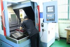 精密硅橡膠制品模具開模設備，降低產品誤差